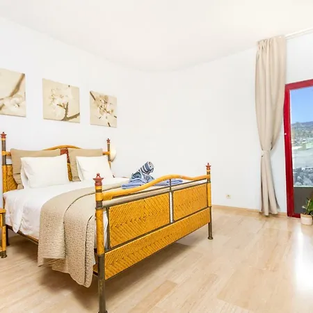 Anfi Tauro * La Playa de Tauro